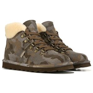 BearPaw Camo Ankle Booties Marta Exotic Earth Womens Size 7 NWT Winter Boots